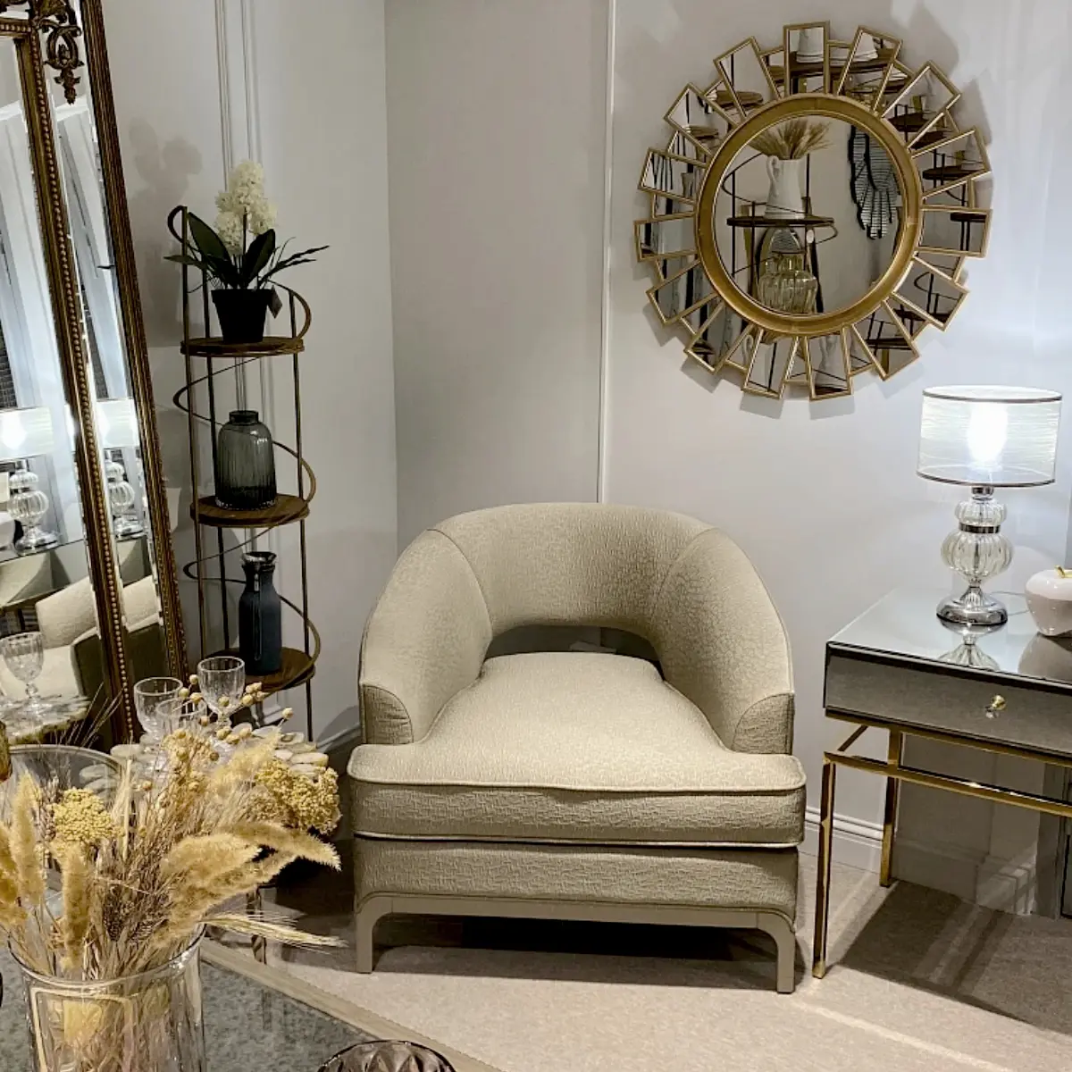 Кресло Бехар массива бука/ткань Bella (MAI)