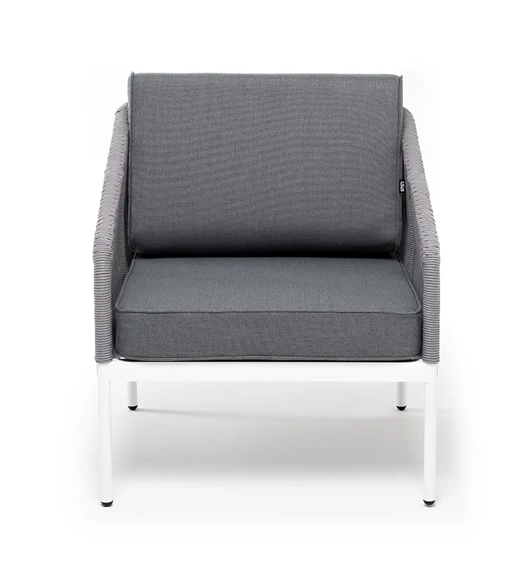 "Канны" кресло плетеное из роупа, каркас алюминий белый шагрень, роуп светло-серый круглый, ткань серая (sis) | Интернет магазин Масса Мебель