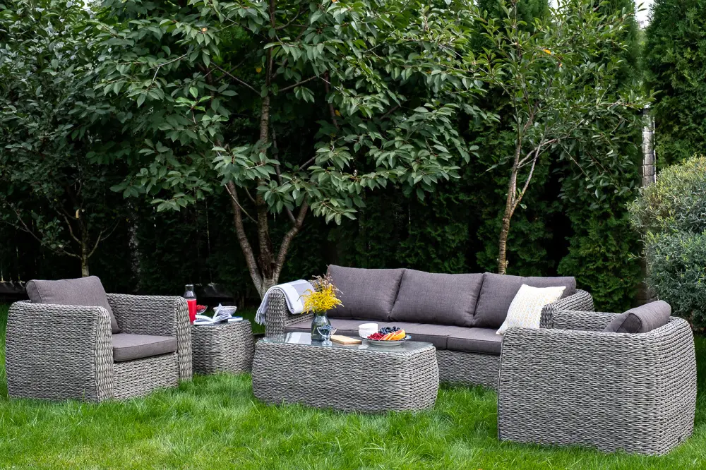 "Кальяри" журнальный столик из искусственного ротанга (гиацинт), цвет серый (sis) | Интернет магазин Масса Мебель