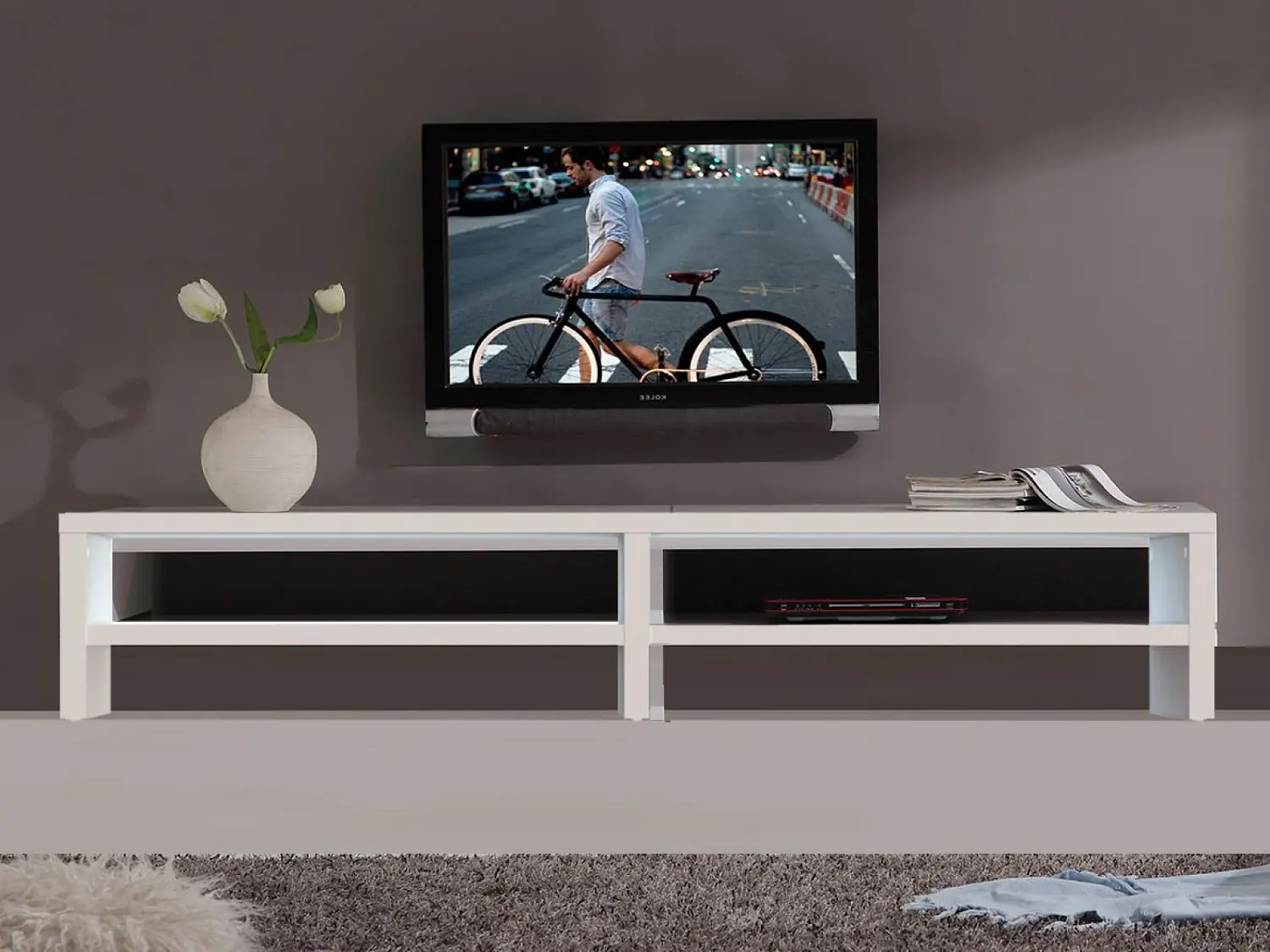 Тумба под телевизор 160 см с двумя полками MASSA