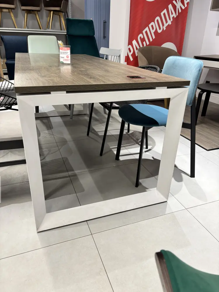 Стол для руководителя офисный Выставочный образец 