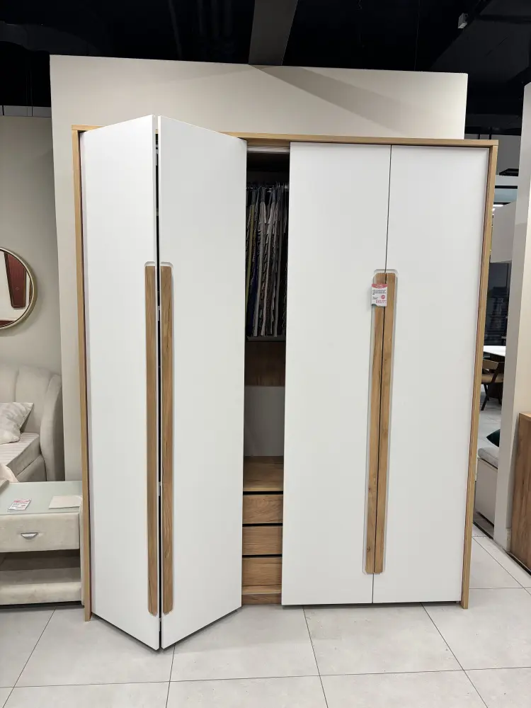 Шкаф четырехстворчатый  "Гармошка" Соренто Дуб Краф золотой/Сатин белый (EM) | Интернет магазин Масса Мебель