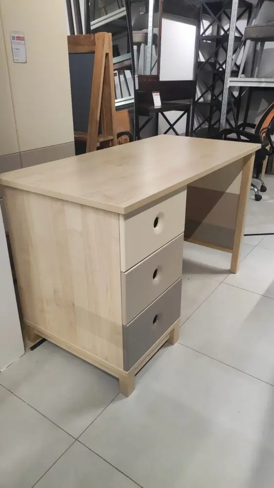 Стол письменный с тумбой Робин Wood клен/мокко/имбирь/беж (POP) (Бежевый) Выставочный образец