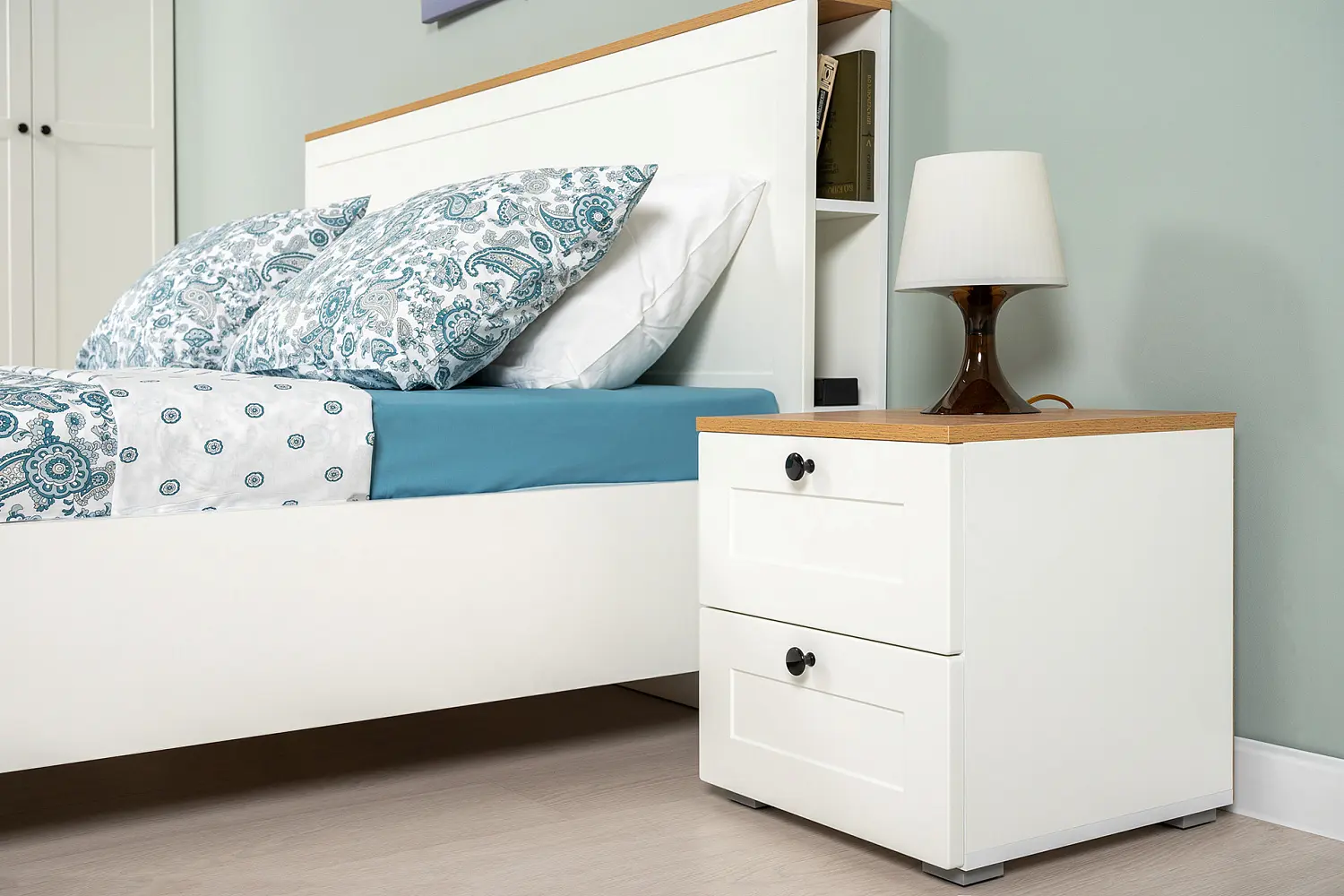 Комплект мебели в спальню Остин №2 Белый/Дуб золотой (Mob)