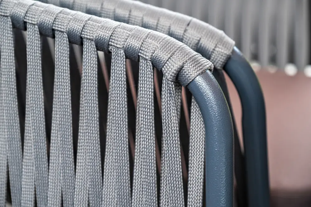 "Бордо" стул плетеный из роупа, каркас алюминий темно-серый (RAL7024) шагрень, роуп серый 15мм, ткань серая (sis) | Интернет магазин Масса Мебель