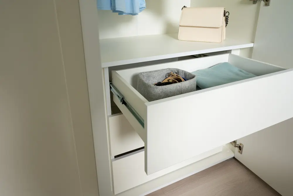 Комплект мебели в спальню Остин №1 Белый/Дуб золотой (Mob) | Интернет магазин Масса Мебель