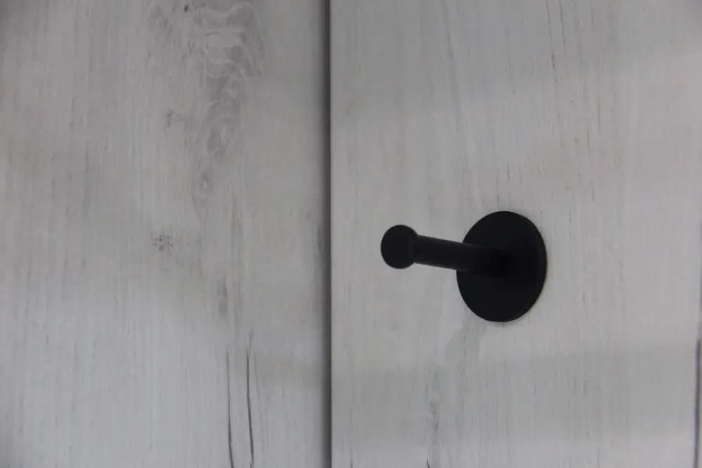 Вешалка настенная Сидней (Дуб Крафт белый) ЛД - интернет магазин Масса Мебель