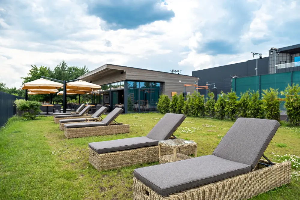 "Рим" шезлонг с подушкой, цвет соломенный (sis) - интернет магазин Масса Мебель