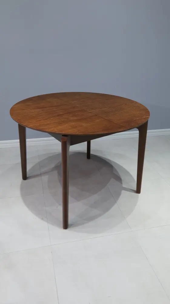 Стол обеденный круглый Морена Светлый Дуб (Темный Орех)