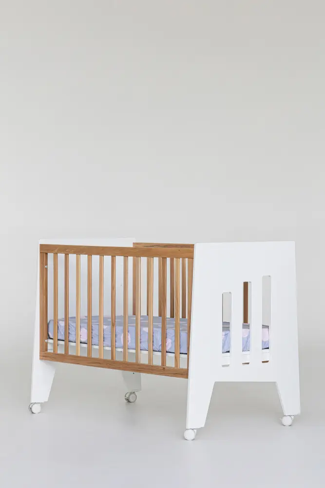 Кроватка-стол Mia белый/дерево (ANT)  