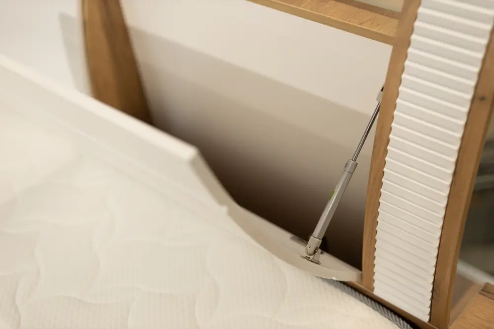 Кровать двуспальная Бари 160х200 с нишами в изголовье (Дуб Золотой/Белый) ЛД | Интернет магазин Масса Мебель