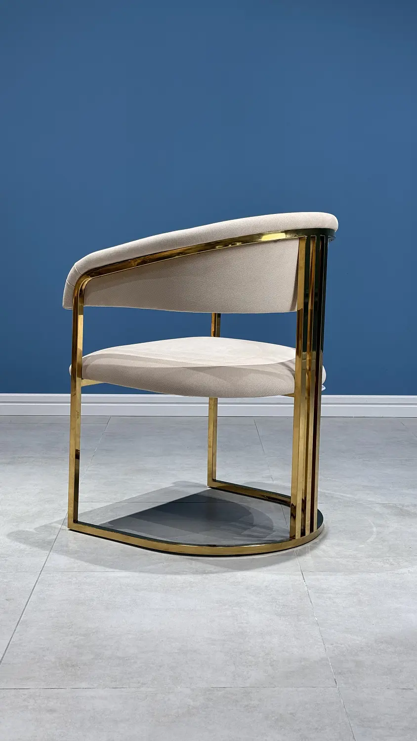 Стул мягкий Биен белый велюровый - золотой каркас, MASSA