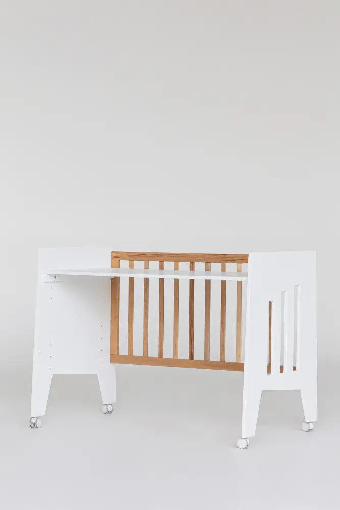 Кроватка-стол Mia белый/дерево (ANT)  